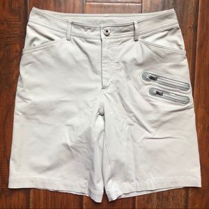 Lululemon Men’s Stretchy Shorts Golf Casual Cargo